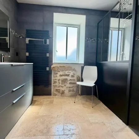 House Of 103 M With 2 Terraces In Casa vacanze